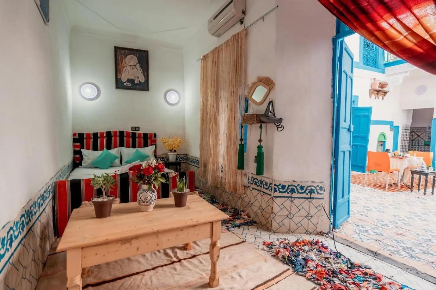 Alojamento de Acomodação e Pequeno-almoço Riad Dar Medina Land Marraquexe