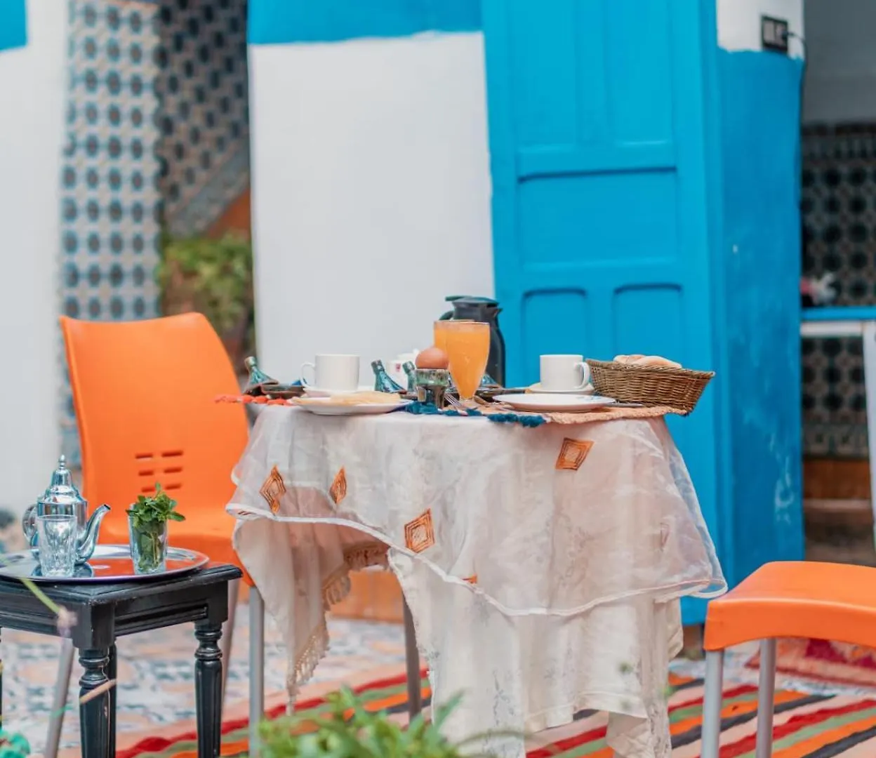Riad Dar Medina Land Marraquexe Alojamento de Acomodação e Pequeno-almoço